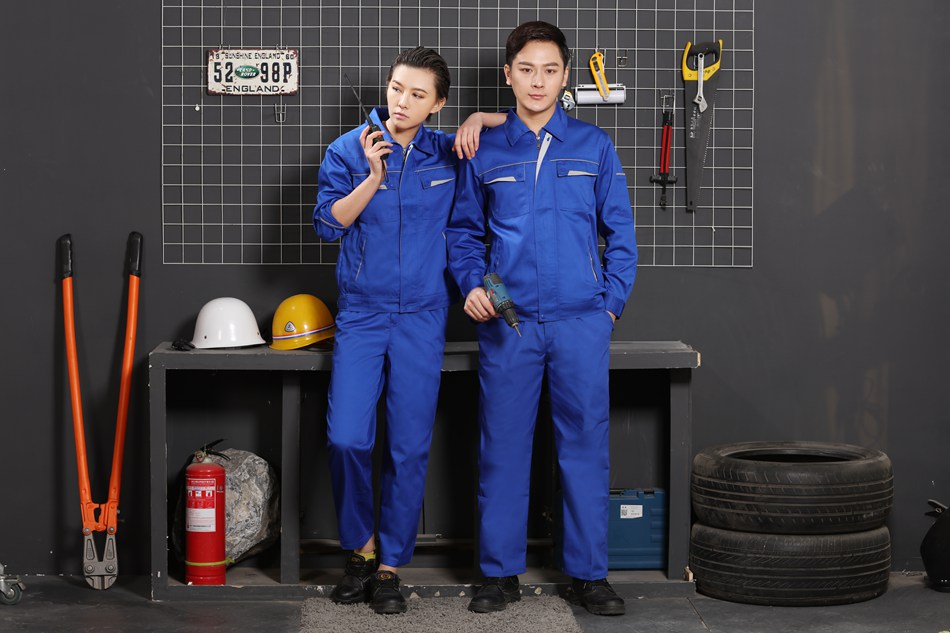 但在經(jīng)濟(jì)增速下行北京襯衫定做_、構(gòu)造調(diào)整的布景下